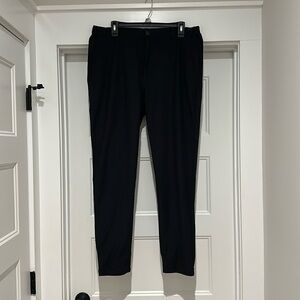 Cuts AO Jogger NWOT